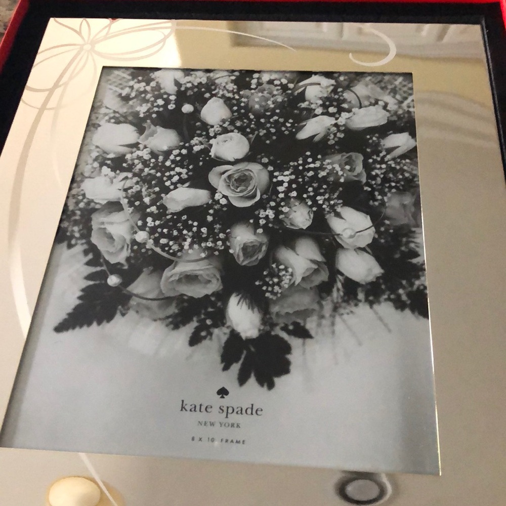 Kate Spade by Lenox 8 x 10 silver plate frame